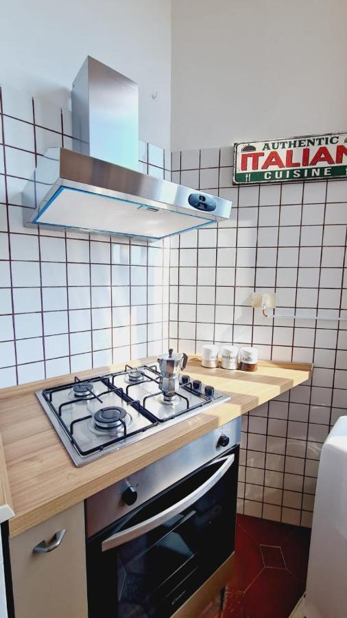 Trastevere Rome's Heart Charming & Cozy 3 Apartamento