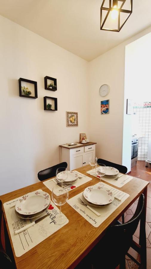 Trastevere Rome's Heart Charming & Cozy 3 Apartamento Roma