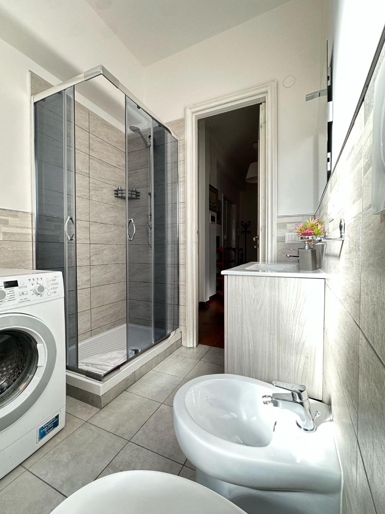 Trastevere Rome's Heart Charming & Cozy 3 Apartamento *